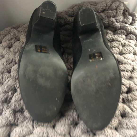 Nine West Mary Jane Pumps - Picture 4 of 4